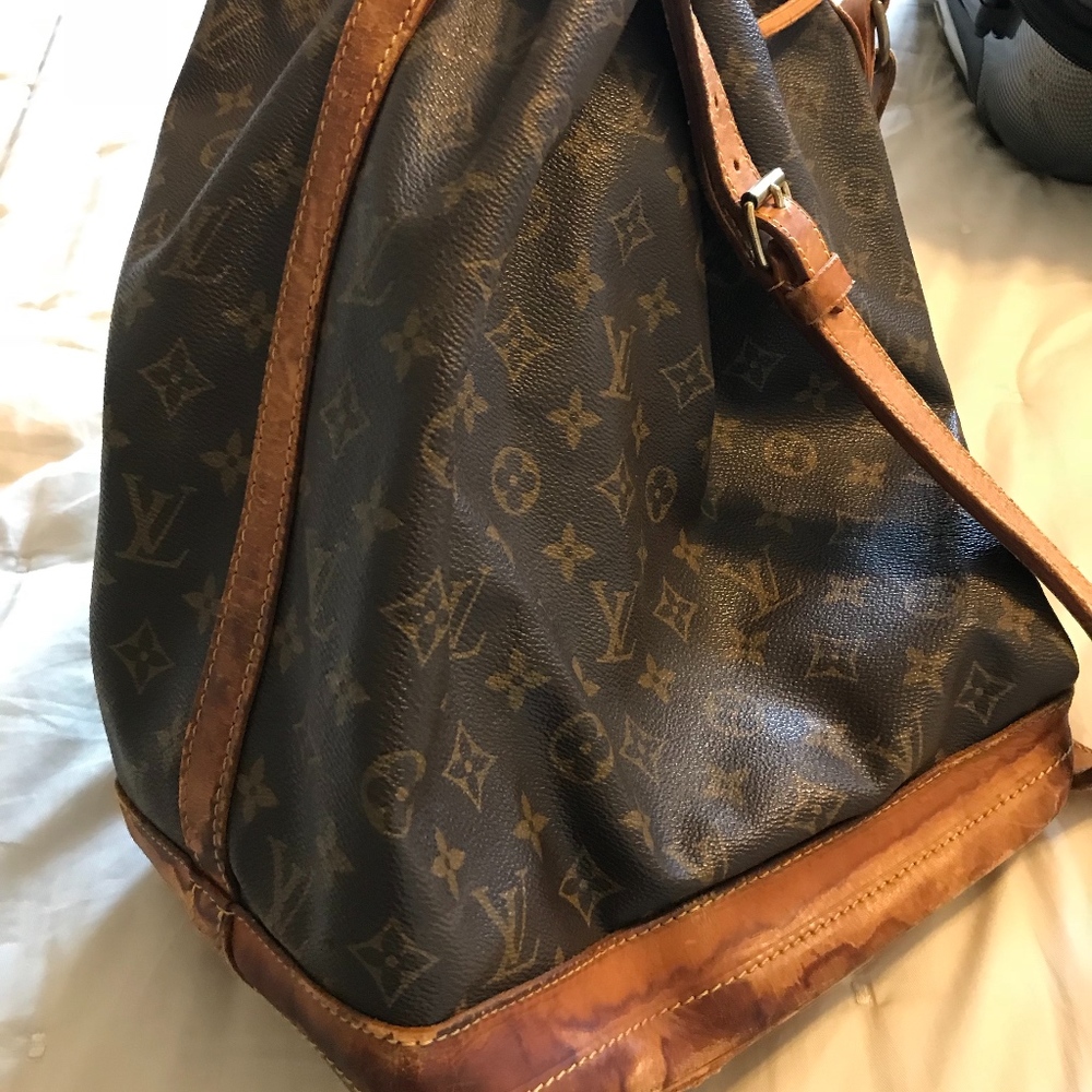 Authentic Vintage LOUIS VUITTON Noe Monogram Bag